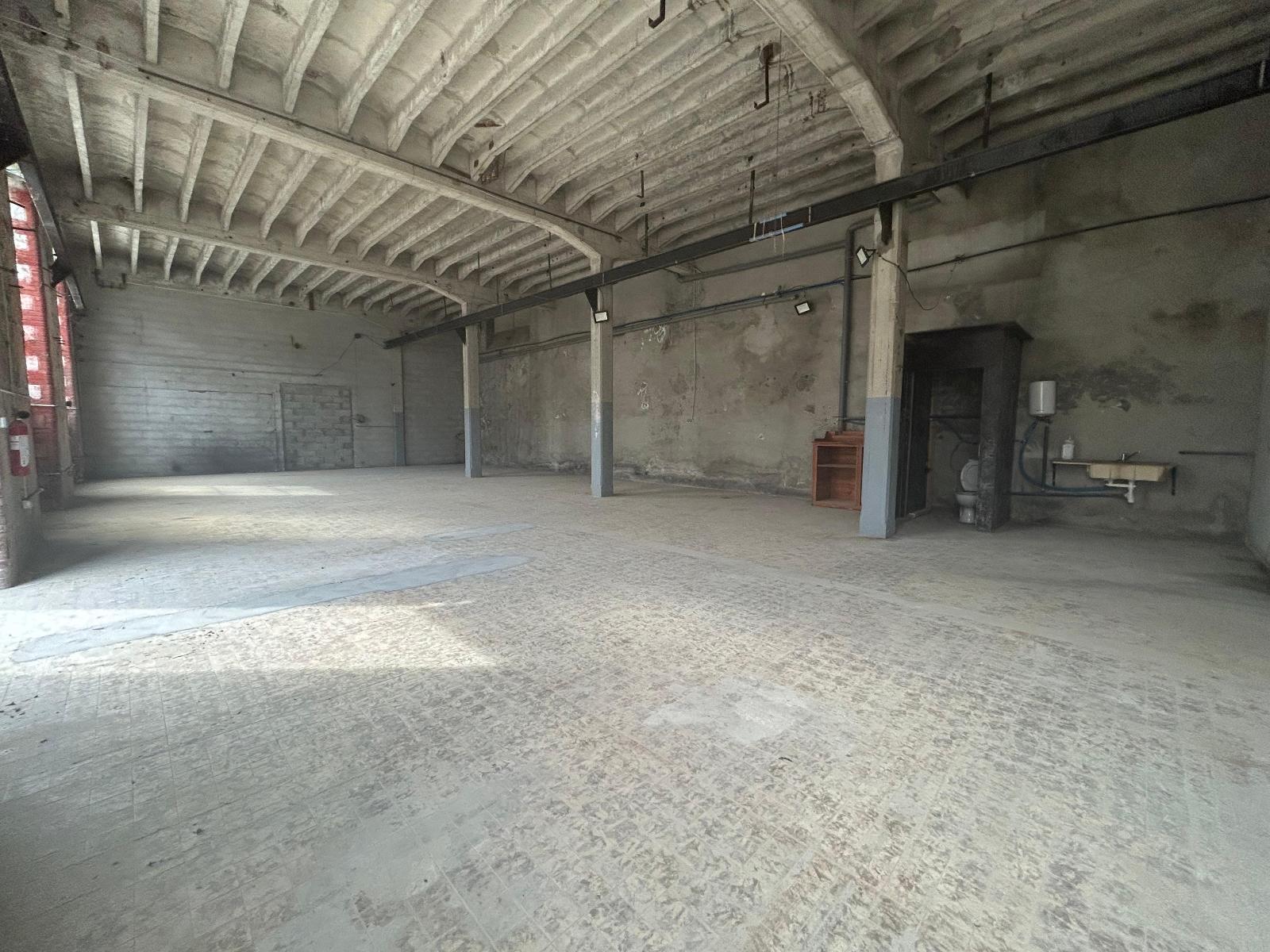 Local commercial 170 m² · à Boulieu les Annonay · 170 m² · 600 €/mois