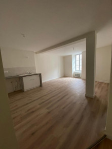 Appartement rénové en Location à Annonay / 3 pièces 56m2